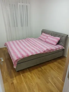 Izdavanje, trosoban stan, 100m², Dalmatinska ulica, Podgorica - image 6