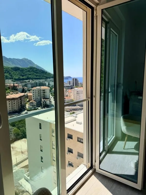 Sale, one bedroom apartment, 45m², Bečići, Budva