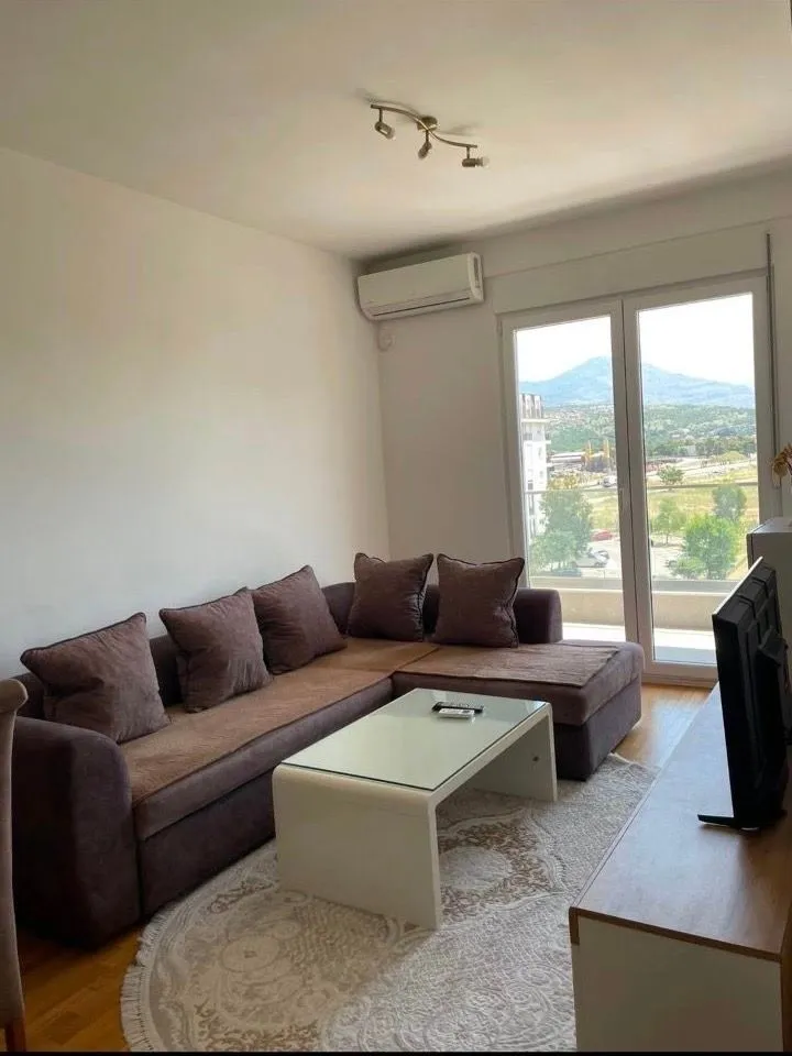 Rent, one bedroom apartment, 43m², Stari Aerodrom, Podgorica