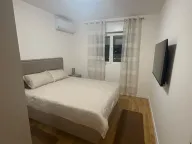Izdavanje, dvosoban stan, 60m², Pobrežje, Podgorica - image 22