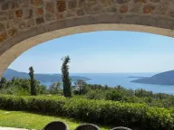 Izdavanje, kuća, 400m², Herceg Novi, Crna Gora - image 11