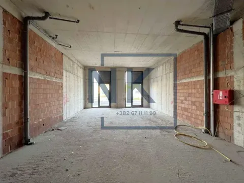 Izdavanje, poslovni prostor, 74m², Ljubović, Podgorica