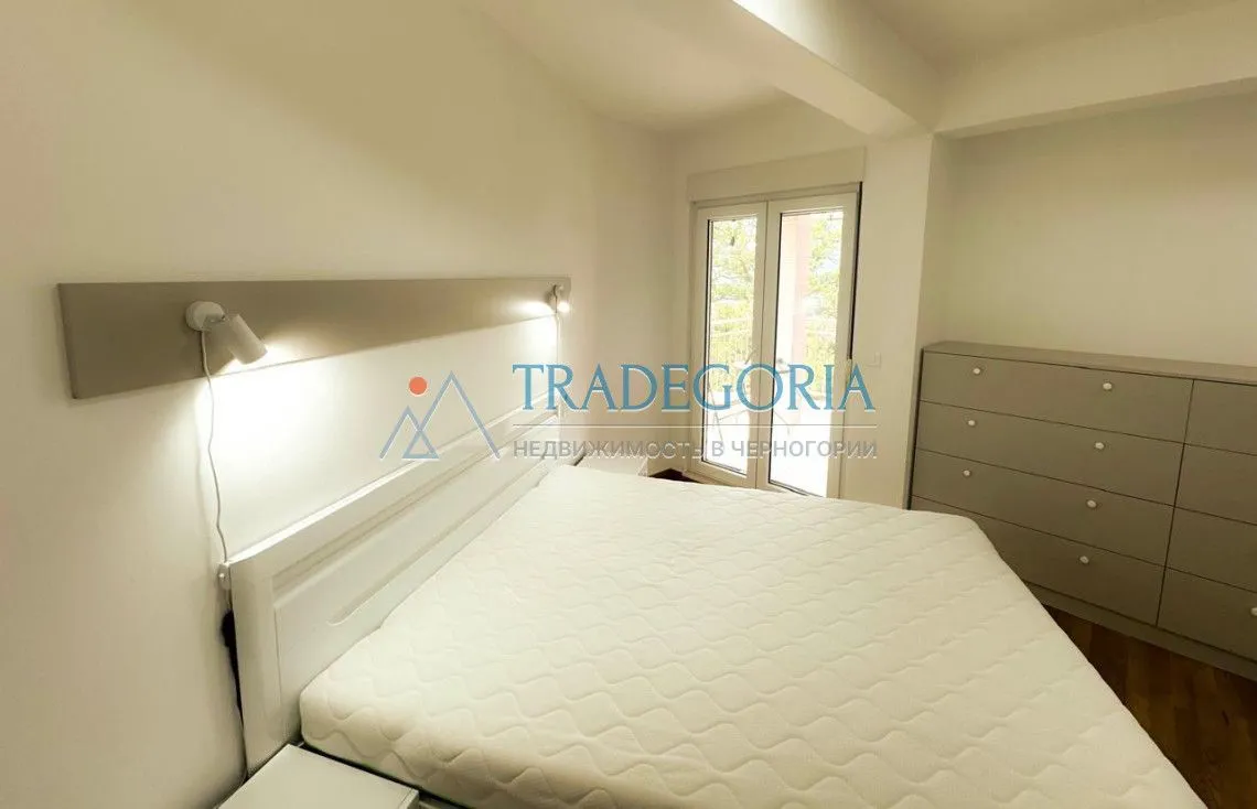 Prodaja, dvosoban stan, 71m², Tivat, Crna Gora