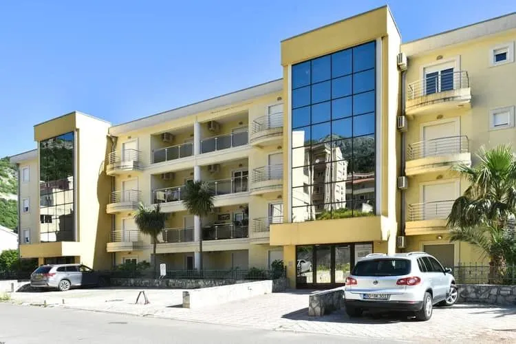 Sale, three bedroom apartment, 120m², Budva okolina, Budva