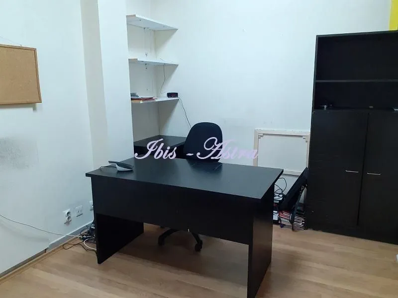 Izdavanje, poslovni prostor, 14m², Novi Beograd Sve Podlokacije, Beograd