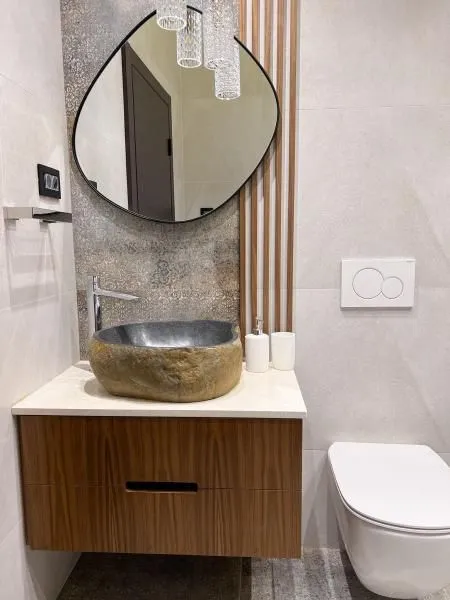 Izdavanje, trosoban stan, 90m², Grbavica, Novi Sad Sve Podlokacije