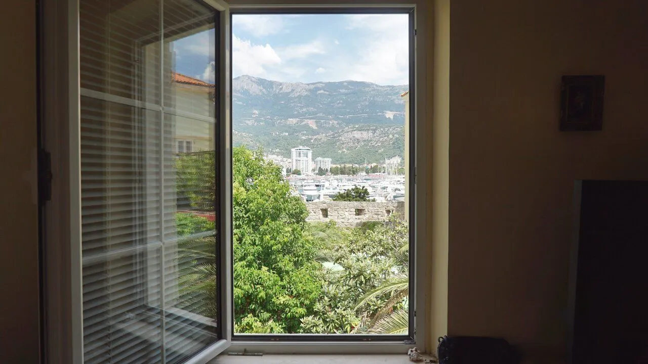Sale, house, 268m², Stari Grad, Budva