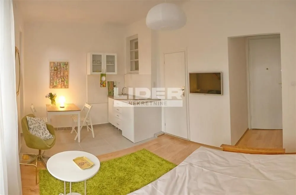 Sale, three bedroom apartment, 67m², Stari Grad, Beograd