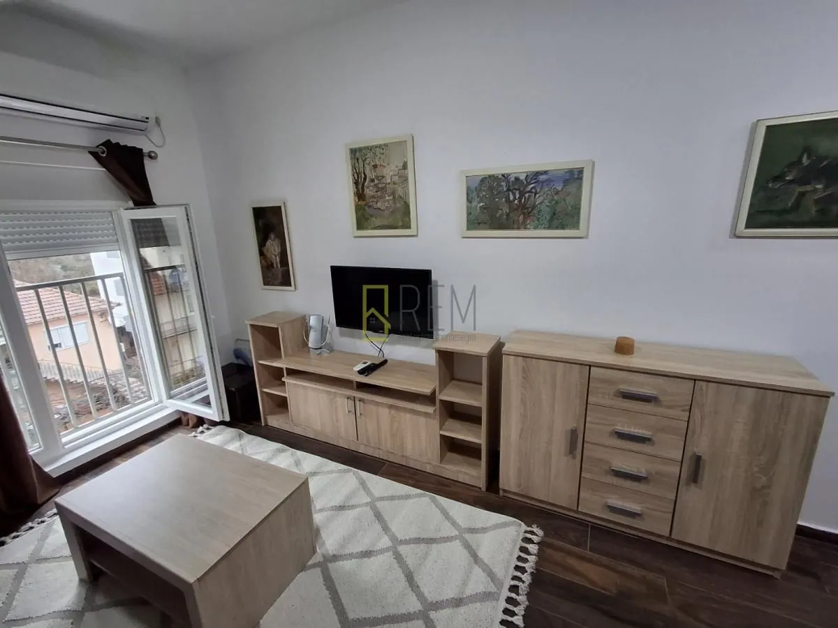 Rent, studio apartment, 25m², Momišići, Podgorica