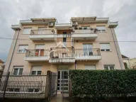 Izdavanje, trosoban stan, 80m², Preko Morače, Podgorica - image 2