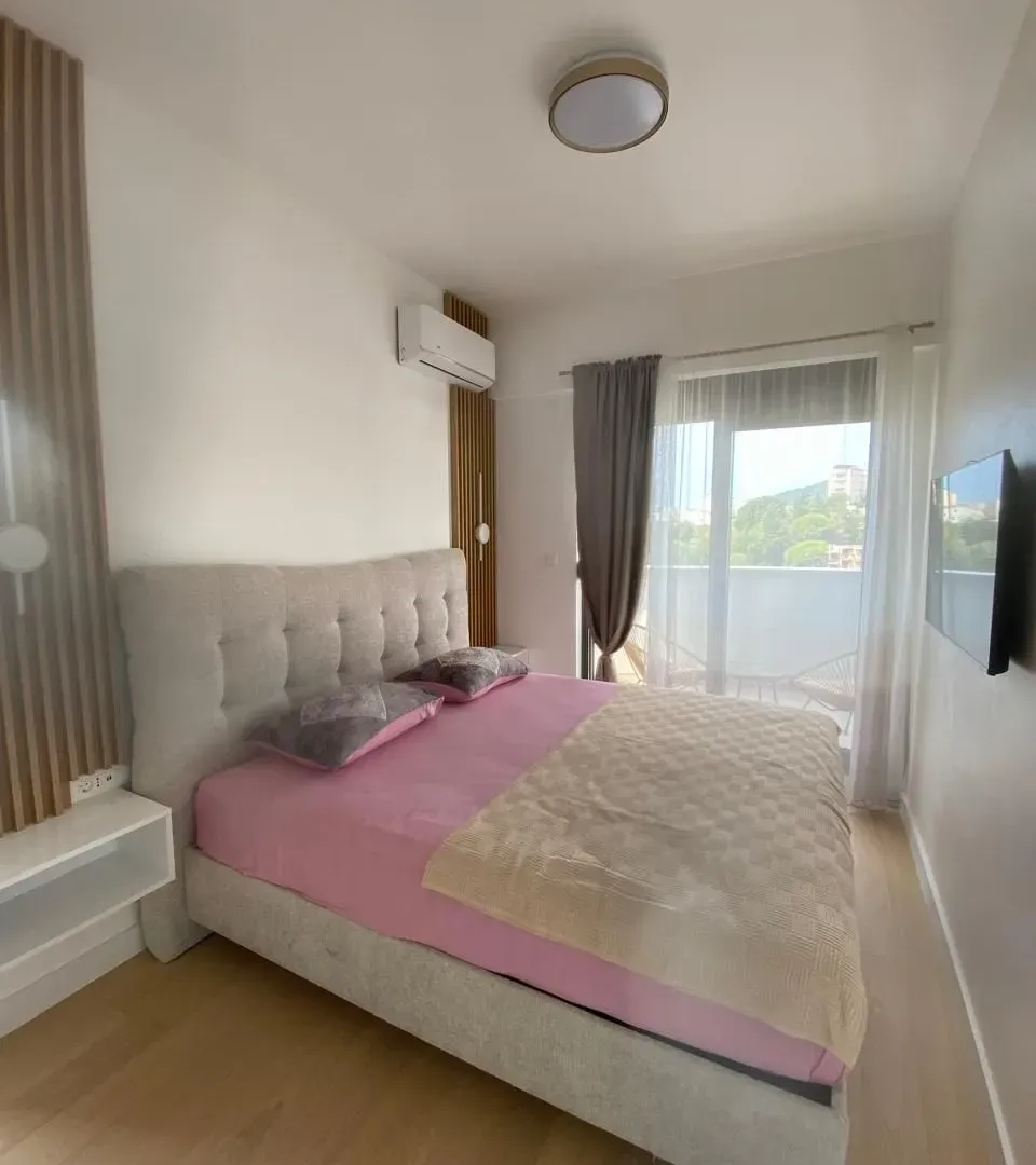Sale, one bedroom apartment, 42m², Bečići, Budva