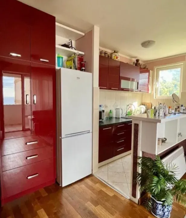 Sale, two bedroom apartment, 70m², Petrovac, Budva