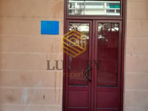 Izdavanje, poslovni prostor, 35m², Preko Morače, Podgorica - image 11