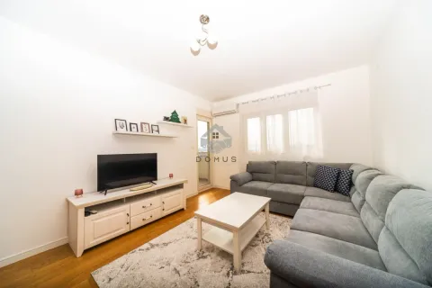 Prodaja, jednosoban stan, 49m², Central Point, Podgorica - image 2
