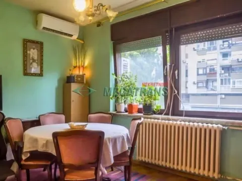 Sale, two bedroom apartment, 65m², Bulevar Oslobodjenja, Novi Sad Sve Podlokacije - image 1