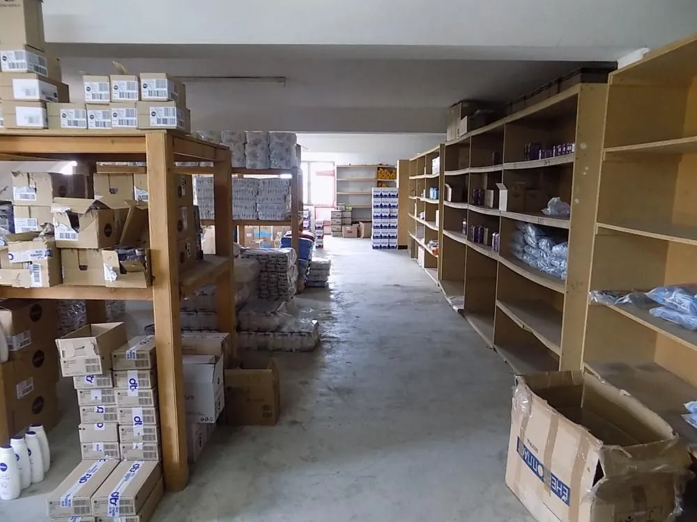 Rent, office space, 2000m², 7. juli, Paraćin