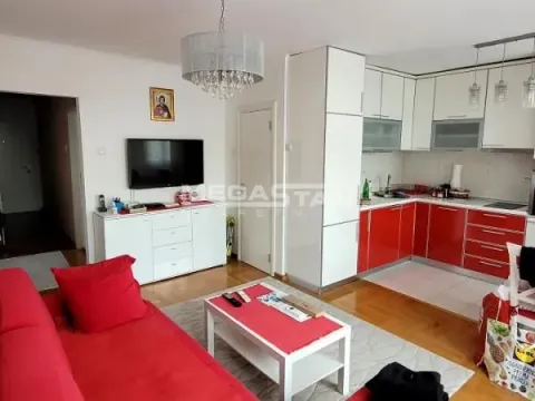 Rent, one bedroom apartment, 45m², Kalenić Pijaca, Vračar Sve Podlokacije - image 3