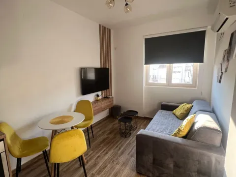 Rent, one bedroom apartment, 28m², Budva, Crna Gora - image 3