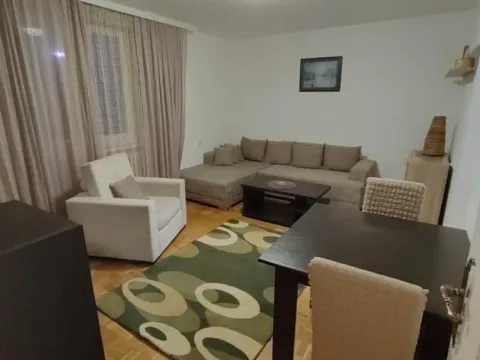 Stan in Novo naselje