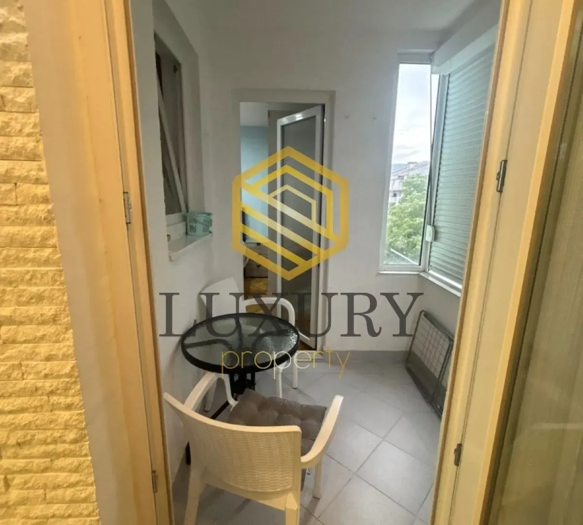 Rent, one bedroom apartment, 46m², Stari Aerodrom, Podgorica