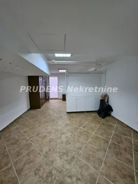 Rent, one bedroom apartment, 30m², Bezanijska Kosa 2, Bežanijska Kosa Sve Podlokacije - image 3