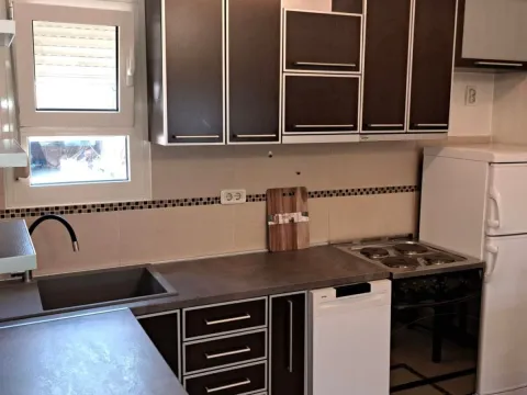 Rent, one bedroom apartment, 45m², Dalmatinska ulica, Podgorica - image 6