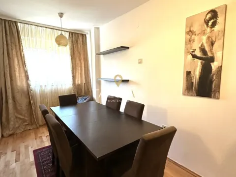 Izdavanje, jednosoban stan, 59m², Blok 5, Podgorica - image 9