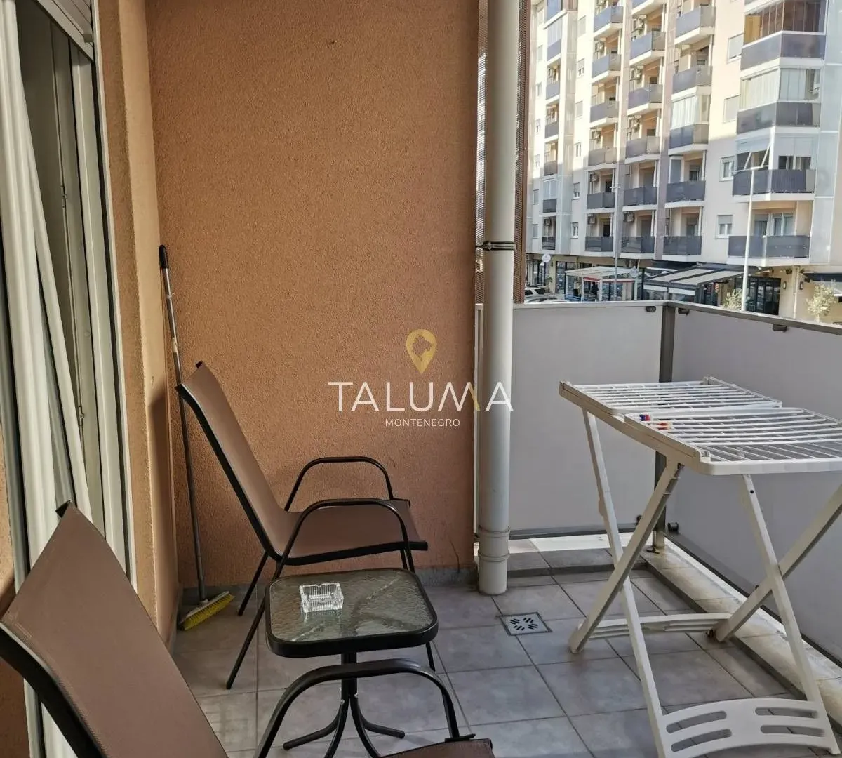 Izdavanje, jednosoban stan, 46m², City Kvart, Podgorica