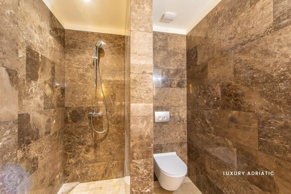 Sale, house, 510m², Kotor, Crna Gora