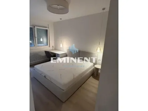 Rent, two bedroom apartment, 42m², Cvetni Trg, Vračar Sve Podlokacije - image 3