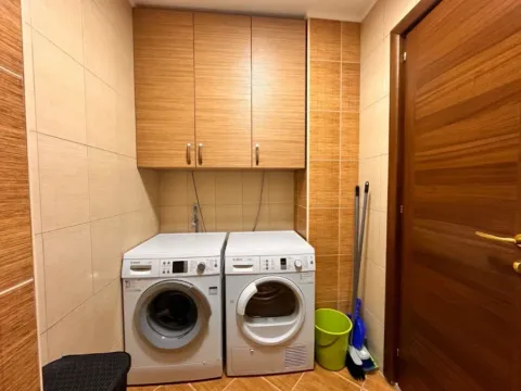 Izdavanje, dvosoban stan, 92m², City Kvart, Podgorica - image 8