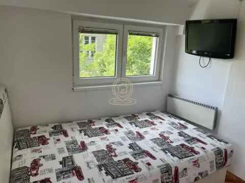 Rent, four bedroom apartment, 65m², Stari Grad, Beograd - image 10