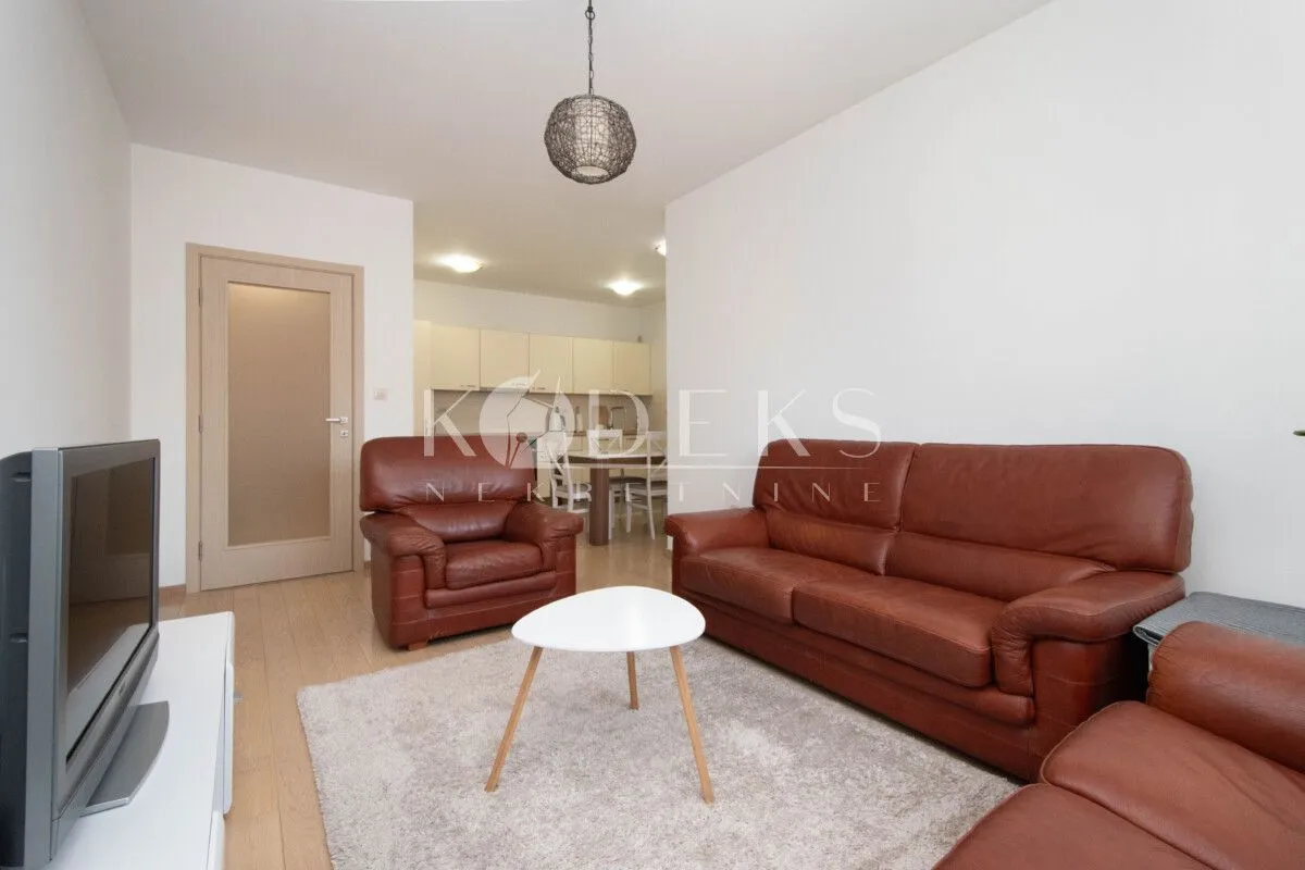 Izdavanje, dvosoban stan, 71m², City Kvart, Podgorica