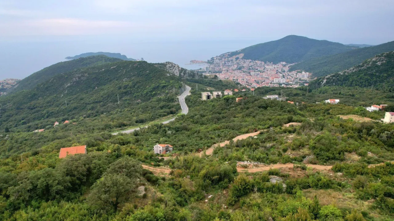 Sale, land lot, 1238m², Markovići, Budva