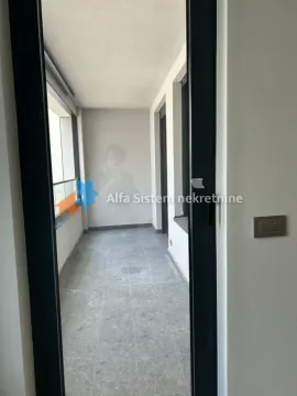 Izdavanje, trosoban stan, 77m², Novi Beograd Blok 65, Novi Beograd Sve Podlokacije - image 10