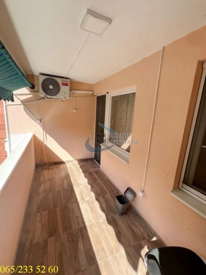 Sale, three bedroom apartment, 75m², Farmaceutski Fakultet, Voždovac Sve Podlokacije