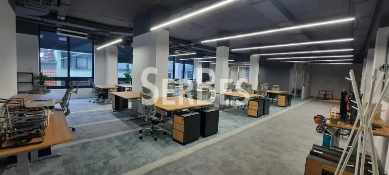 Sale, office space, 774m², Bulevar Oslobodjenja, Novi Sad Sve Podlokacije