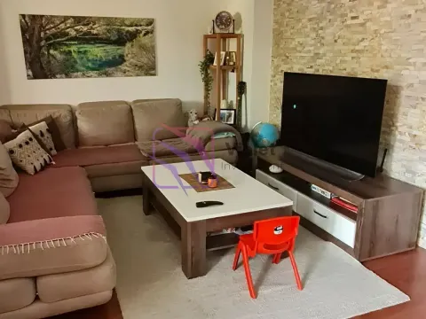 Prodaja, dvosoban stan, 80m², Malo Brdo, Podgorica - image 2