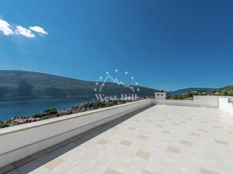 Sale, house, 760m², Đenovići, Herceg Novi - image 12