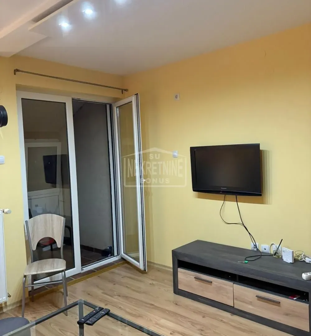 Prodaja, dvosoban stan, 58m², Kertvaroš, Subotica