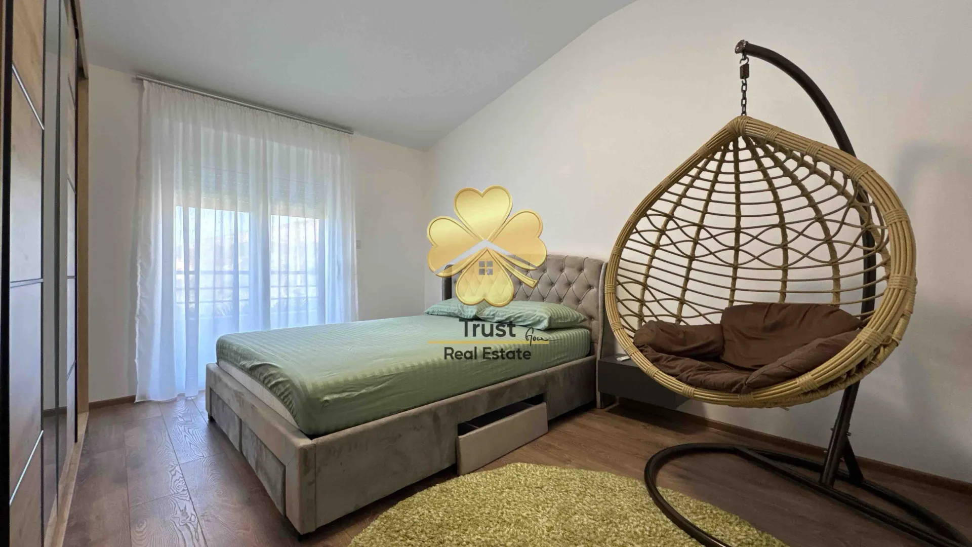 Izdavanje, kuća, 180m², Vranići, Podgorica