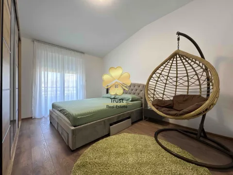 Izdavanje, kuća, 180m², Vranići, Podgorica - image 14