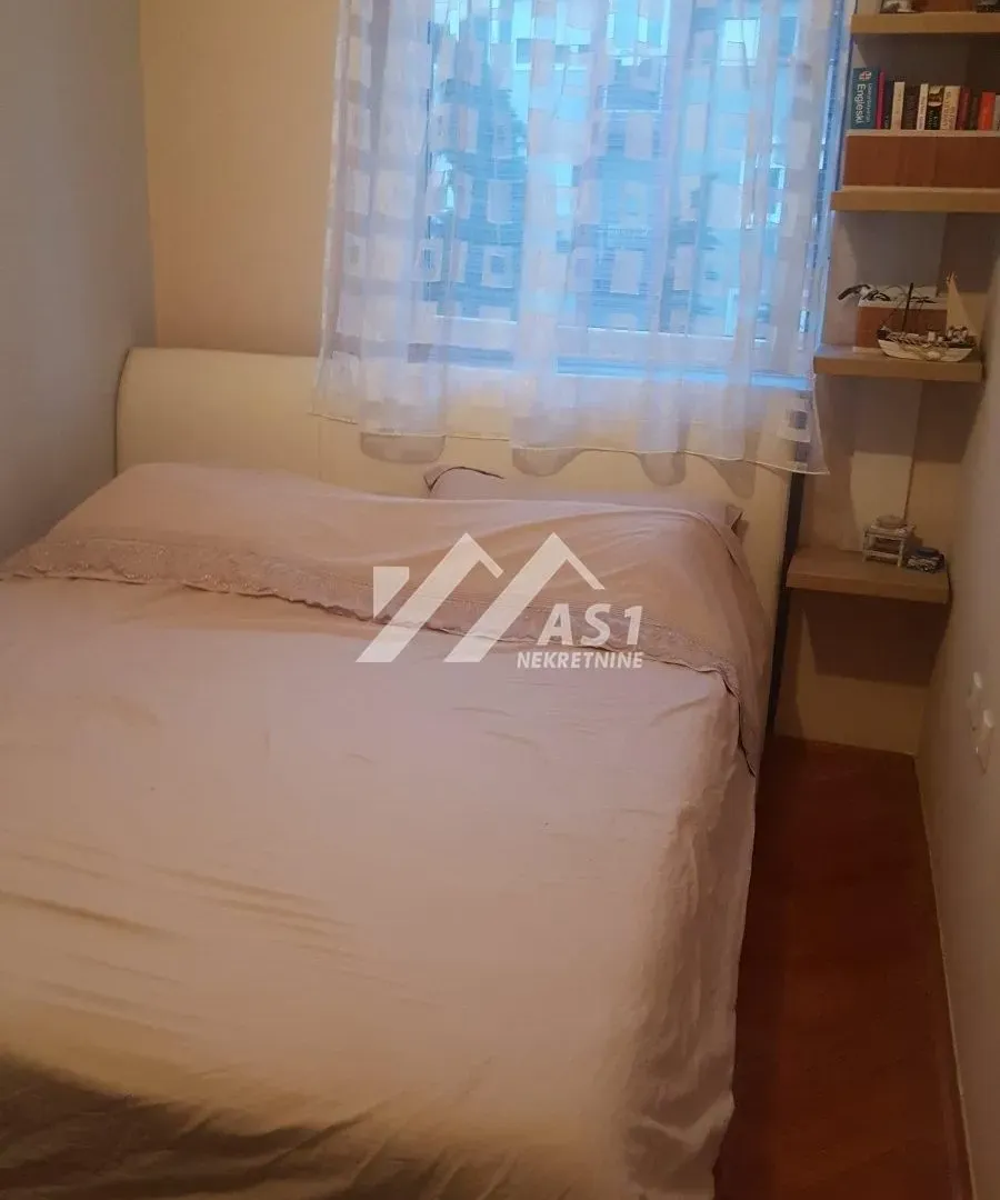 Izdavanje, dvosoban stan, 40m², Adamovićevo Naselje, Novi Sad Sve Podlokacije