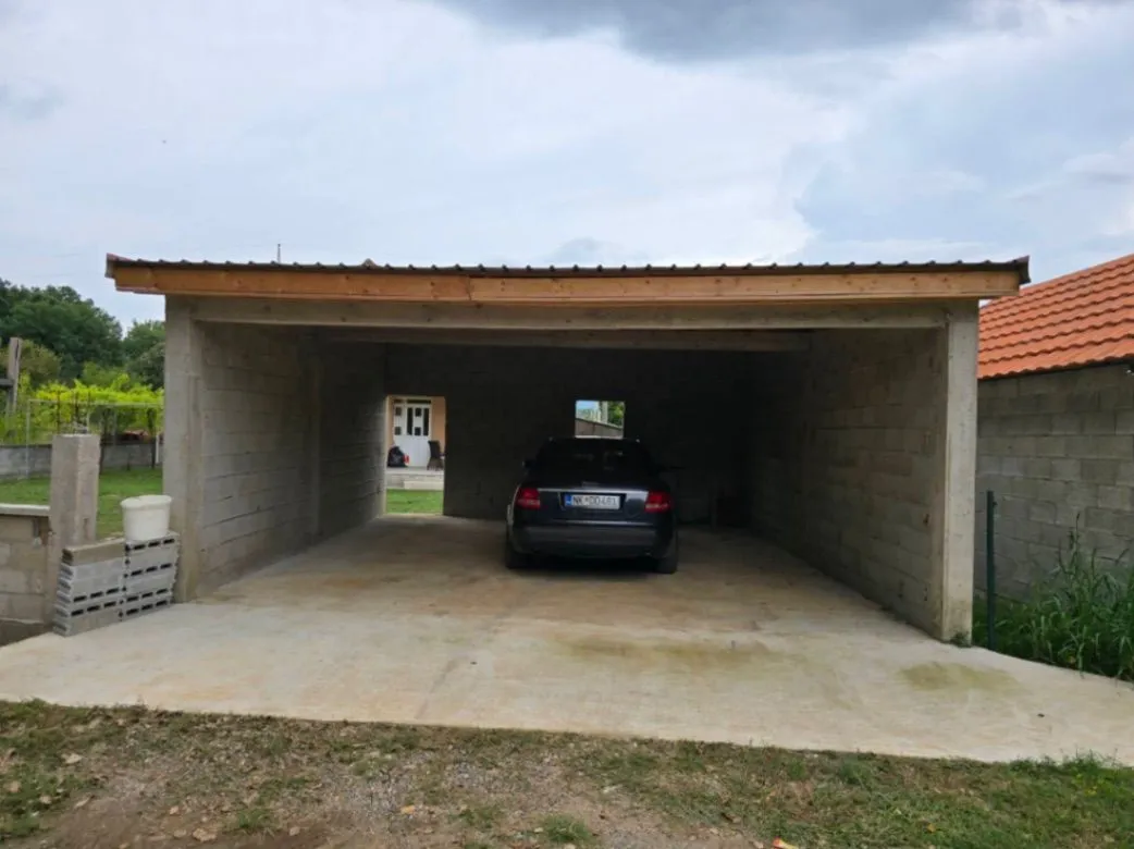 Izdavanje, kuća, 120m², Martinići, Danilovgrad