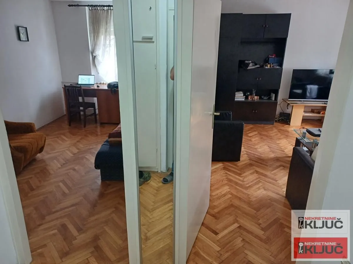 Prodaja, dvosoban stan, 48m², Grbavica, Novi Sad Sve Podlokacije