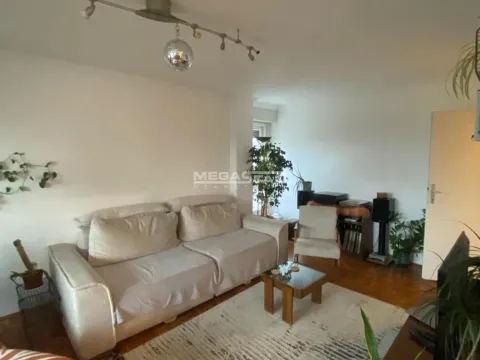 Stan in Novi Beograd Blok 70