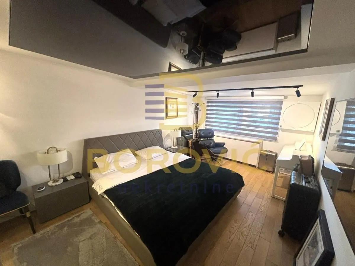 Prodaja, trosoban stan, 83m², Vračar Sve Podlokacije, Beograd