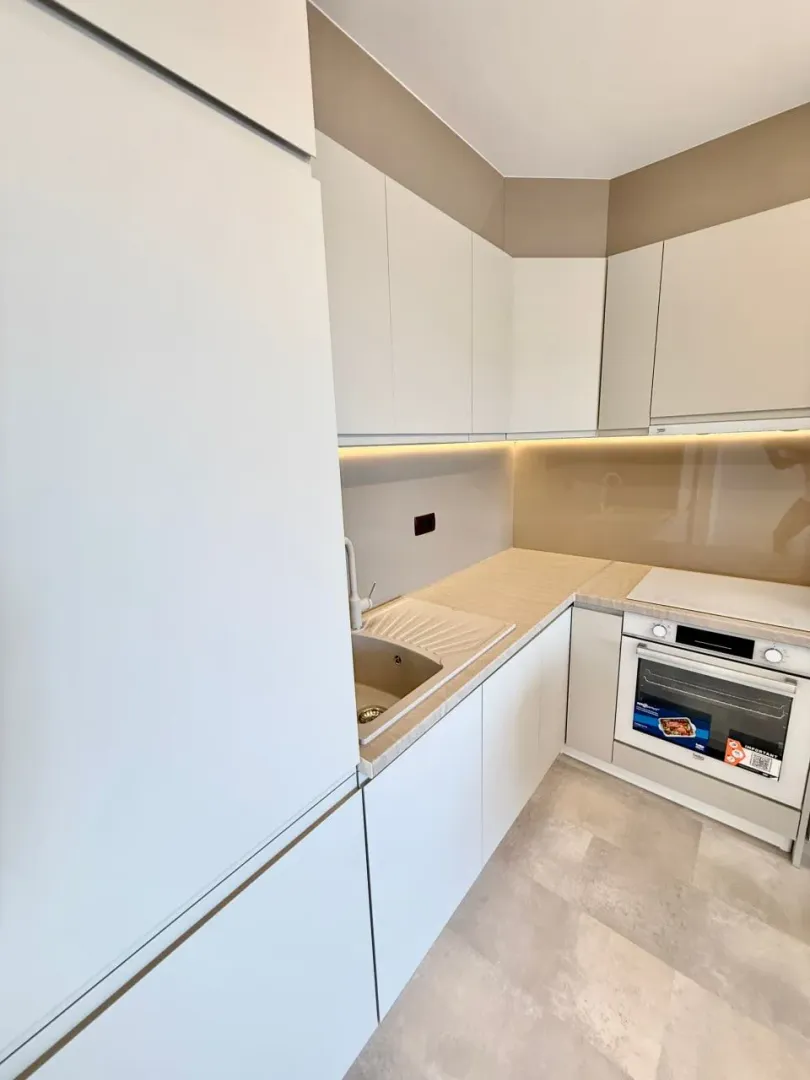 Prodaja, jednosoban stan, 45m², Sveti Stefan, Budva