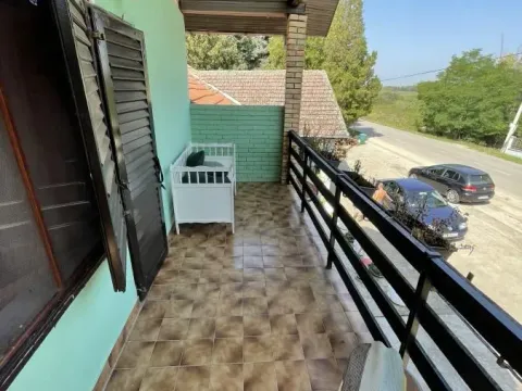 Sale, house, 500m², Beočin, Srbija - image 24