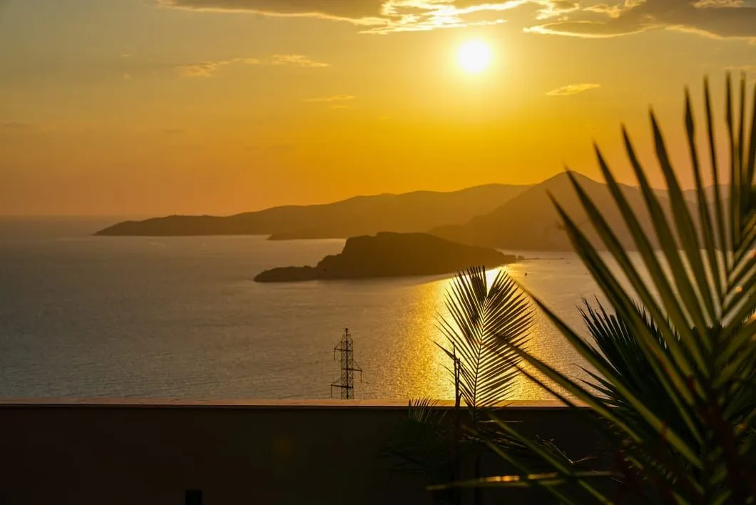 Sale, house, 420m², Sveti Stefan, Budva